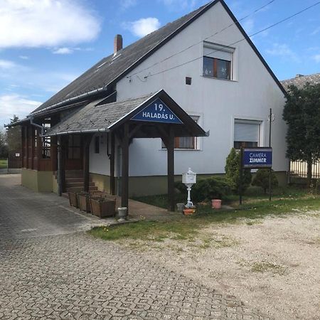 Kertesz Rozsa Vendeghaz Hotel Nagykanizsa Exterior foto